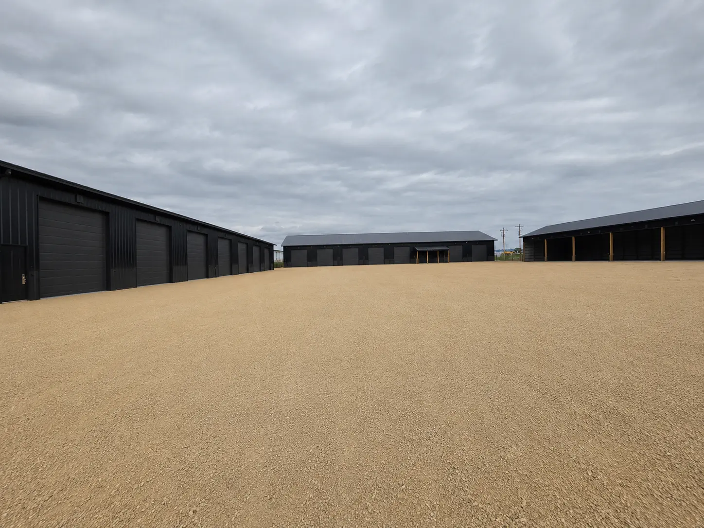 Spacious secure storage for large vehicles and equipment in Eau Claire Spacious secure storage for large vehicles and equipment in Eau Claire